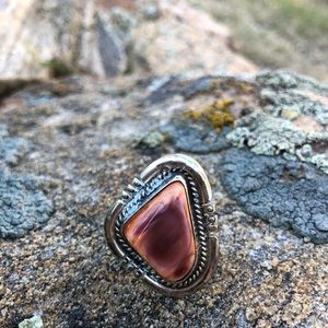 RARE!  Vintage Spiny Oyster Shell Ring